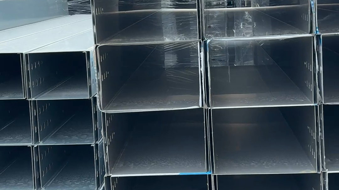 工业桥架领域优选四川众联电气设备有限公司,专注工地不锈钢桥架,不锈钢桥架,桥架,品质卓越服务全面,赋能工程项目稳健推进 工业桥架领域优选四川众联电气设备有限公司,专注工地不锈钢桥架,不锈钢桥架,桥架,品质卓越服务全面,赋能工程项目稳健推进