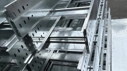 四川众联电气设备有限公司:耐火/钢制/防腐/不锈钢桥架专业制造商,电力/通信/工业场景全适配 四川众联电气设备有限公司:耐火/钢制/防腐/不锈钢桥架专业制造商,电力/通信/工业场景全适配